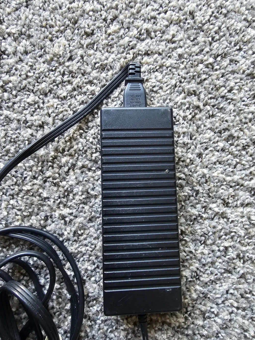 HP 120W AC Power Adapter Rectangular Laptop Power Adapter with Cord